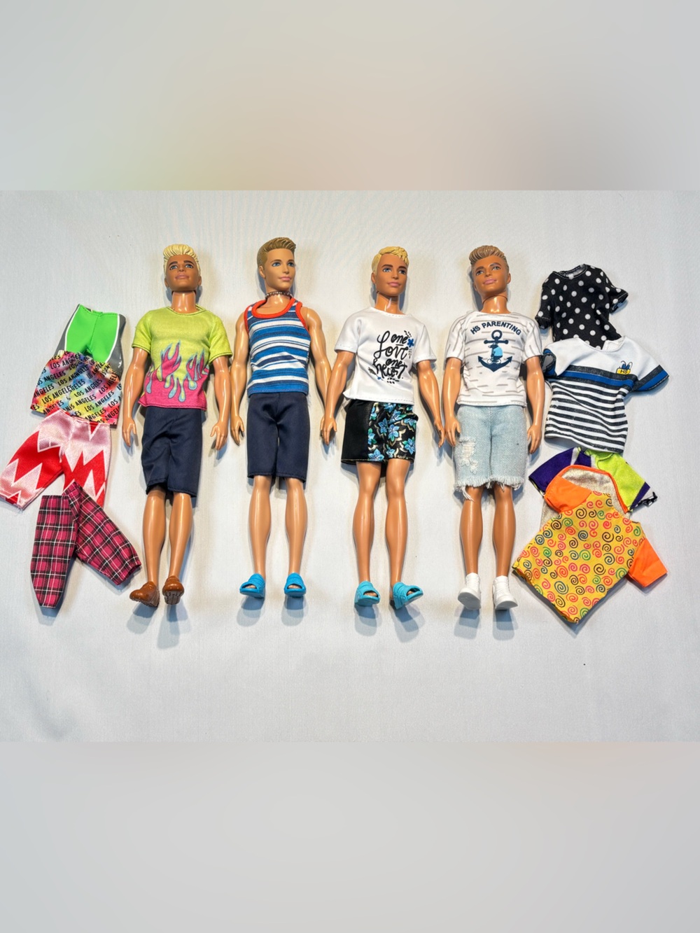 ✨ Barbie Ken Fashionistas Doll & Outfit Bundle! ✨